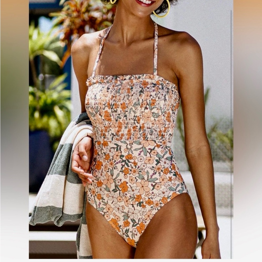 Cupshe Peach Floral Shirred Halter One-Piece Swimsuit